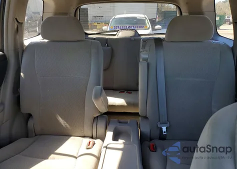 2010 Toyota Highlander Base из США, поврежденный, VIN 5TDBK3EH6AS019301